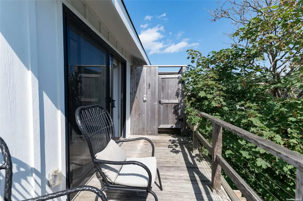 220 Cottage Walk Ocean Beach NY 11770