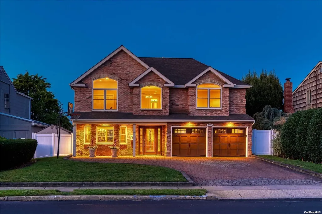 2985 Judith Drive Bellmore NY 11710