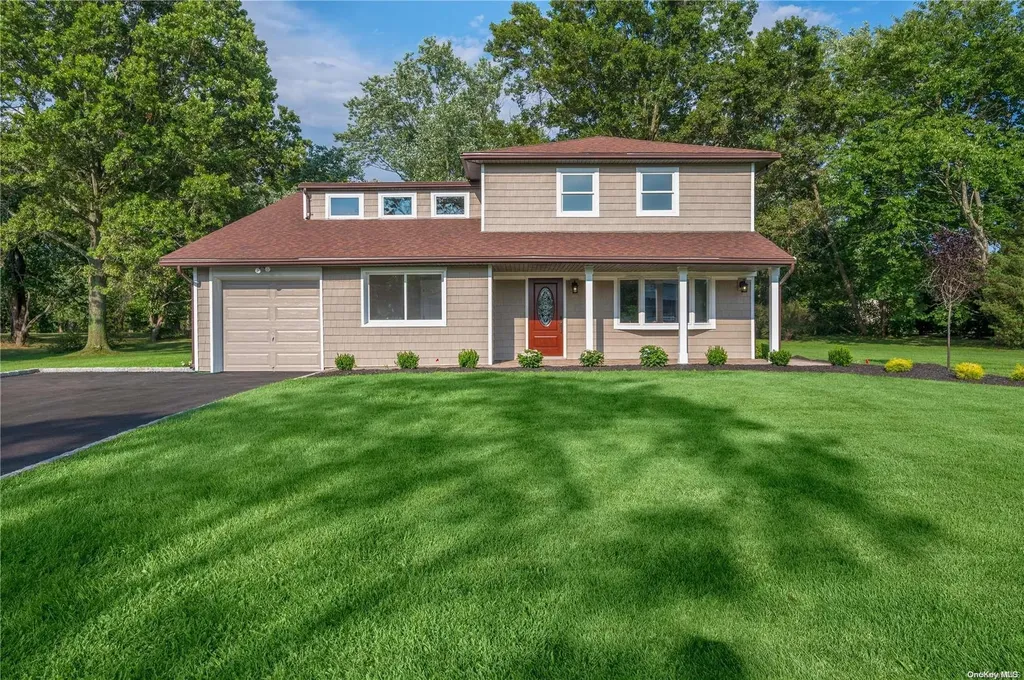 105 Caramel Road Commack NY 11725