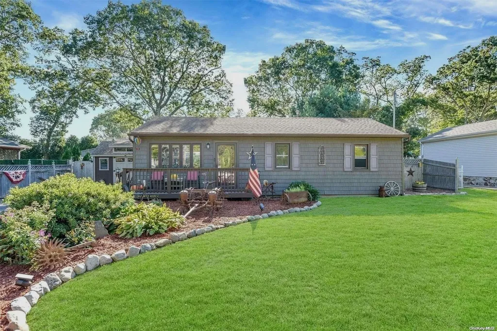 40 Bailey Road Middle Island NY 11953