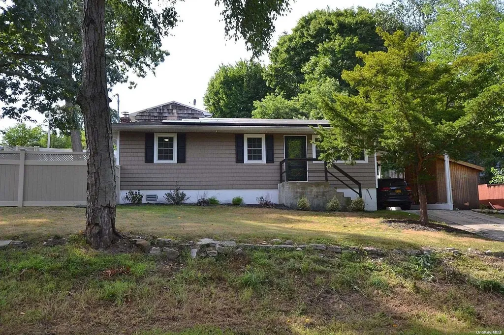 80 Locust Boulevard Ronkonkoma NY 11779
