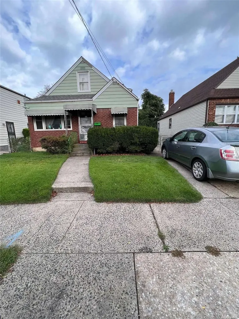 351 Baldwin Road Hempstead NY 11550