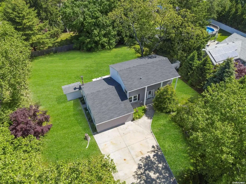 101 Sequoia Drive Coram NY 11727
