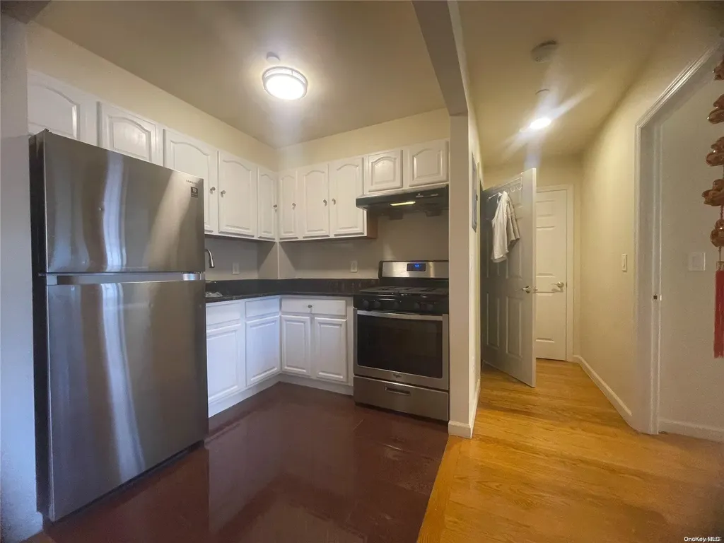 140-26 Cherry Avenue Flushing NY 11355