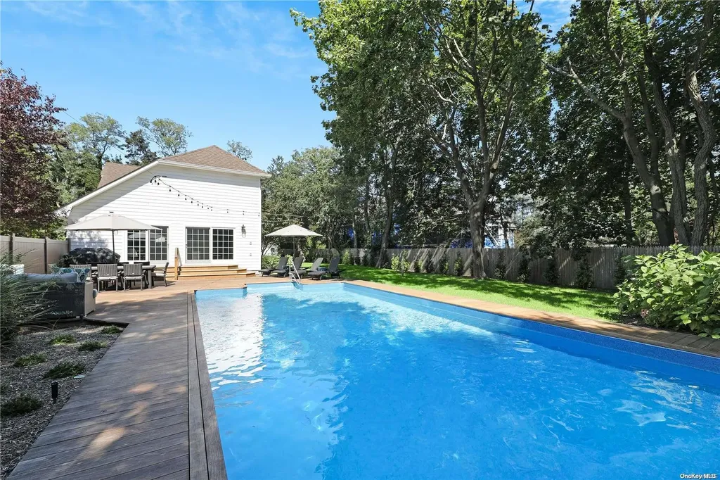 70 Tanners Neck Lane Westhampton NY 11977