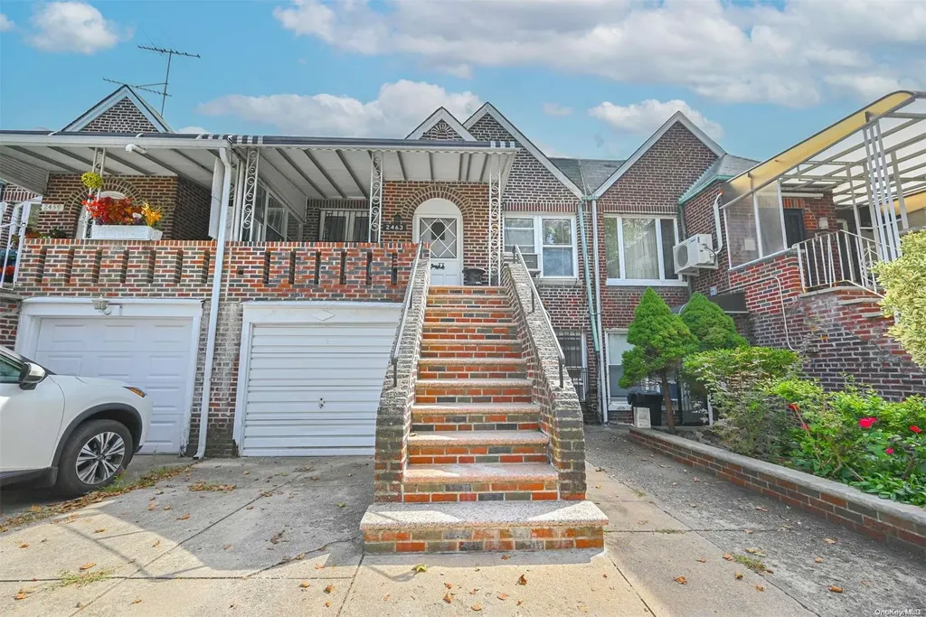 2463 E 26th Street Brooklyn NY 11235