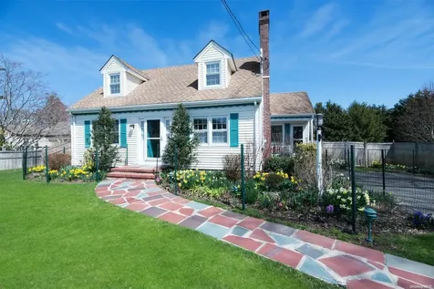 285 Middleton Road Greenport NY 11944