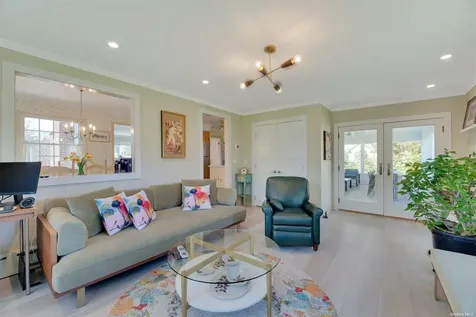 285 Middleton Road Greenport NY 11944