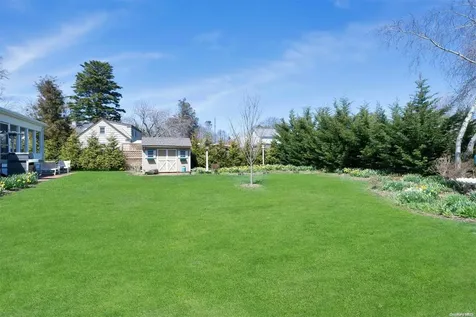 285 Middleton Road Greenport NY 11944
