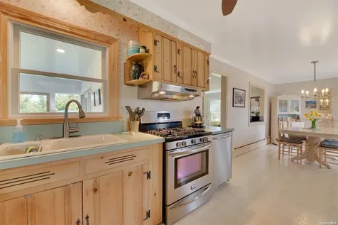 285 Middleton Road Greenport NY 11944