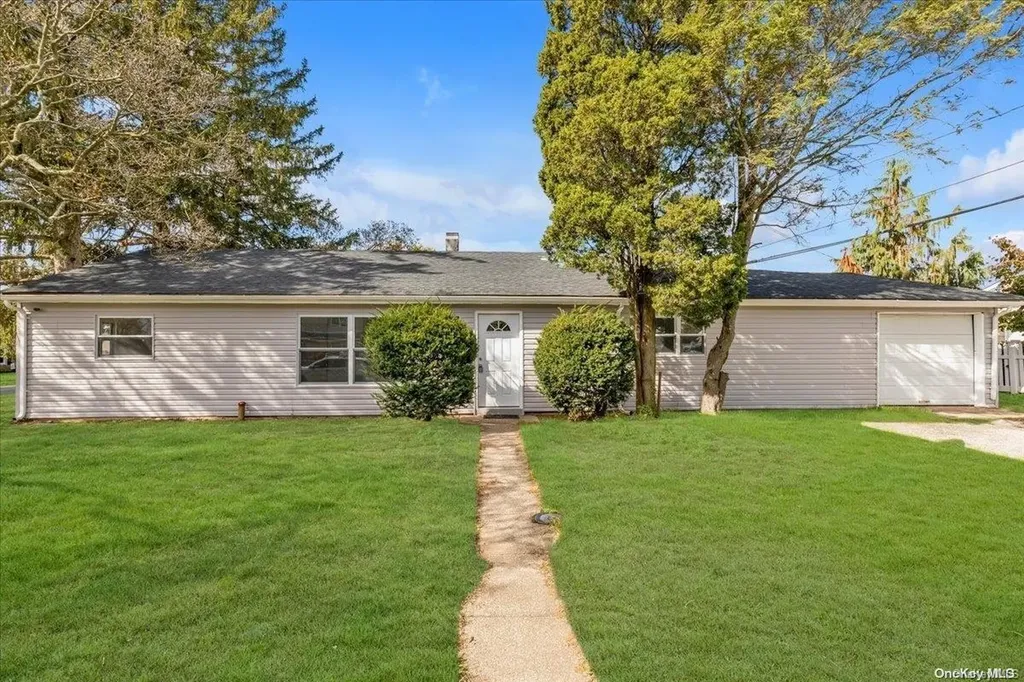 47 Plainedge Drive Bethpage NY 11714