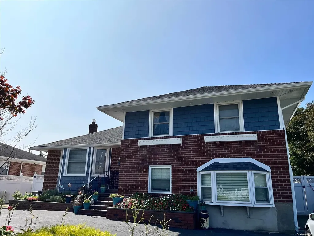 3968 Hahn Avenue Bethpage NY 11714