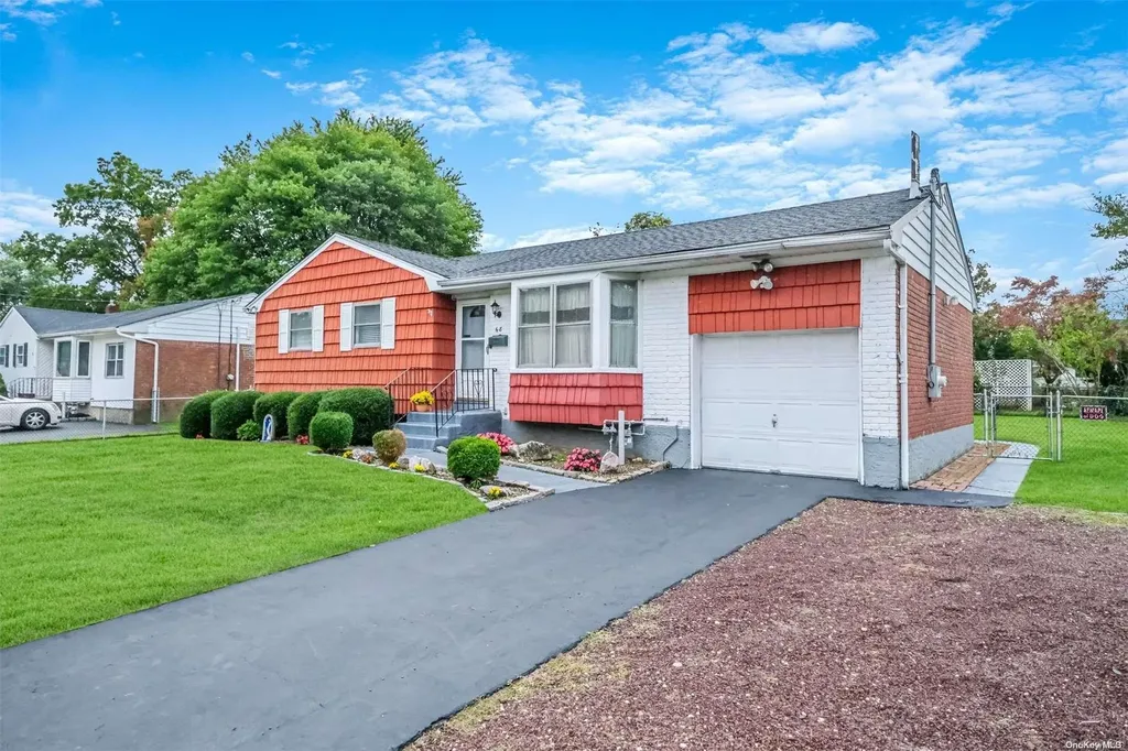 68 Bergen Drive Deer Park NY 11729