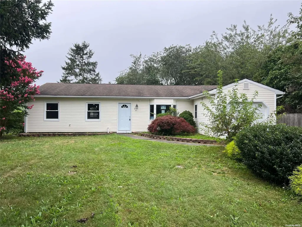 36 Michael Avenue Bellport NY 11713