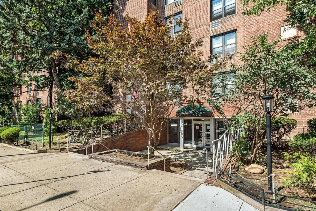 65-15 38th Avenue Woodside NY 11377