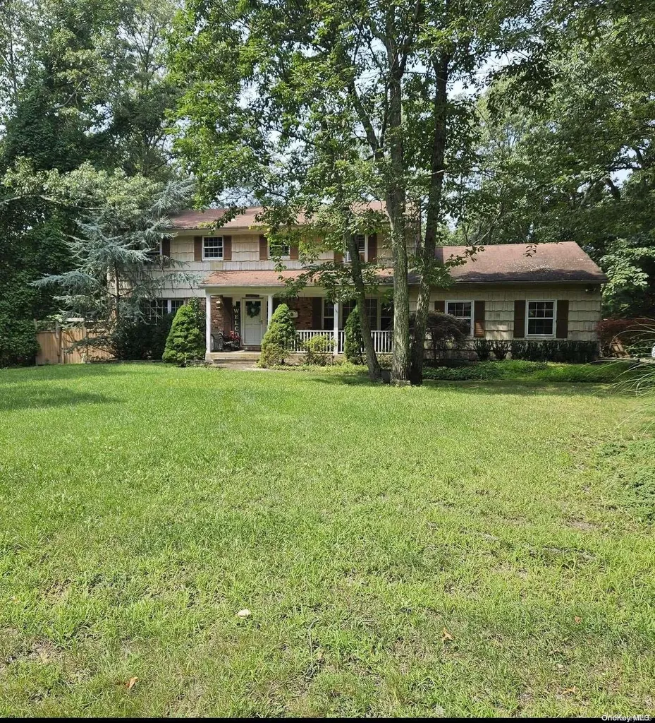 7 Karin Drive Saint James NY 11780