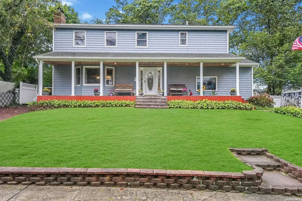 12 Jamar Lane Ronkonkoma NY 11779
