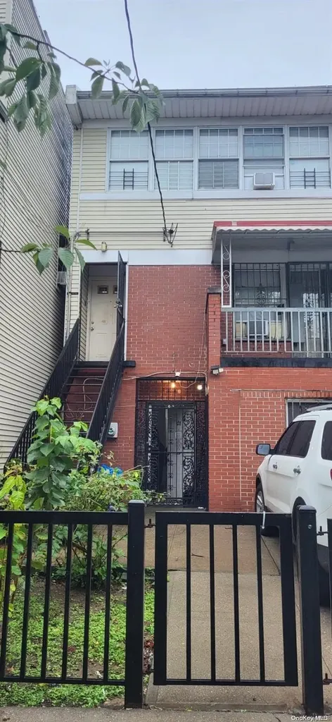 128 Van Siclen Avenue Brooklyn NY 11207
