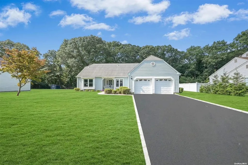 10 Samantha Drive Coram NY 11727