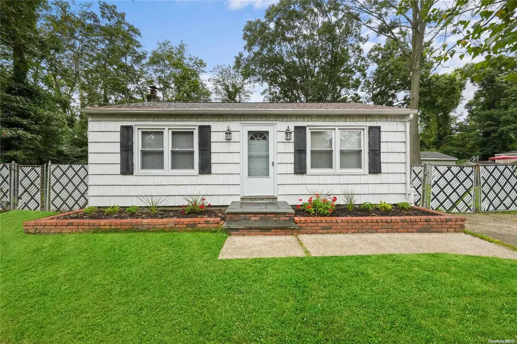 4907 Express Drive S Ronkonkoma NY 11779
