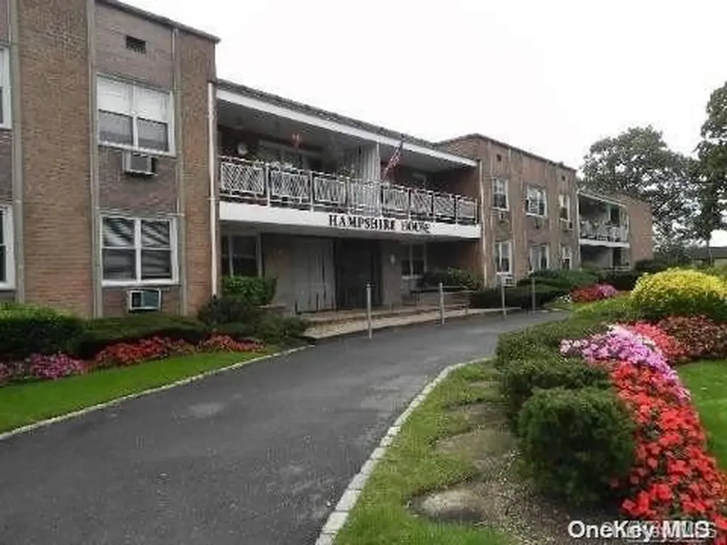 601 Chestnut Street Cedarhurst NY 11516