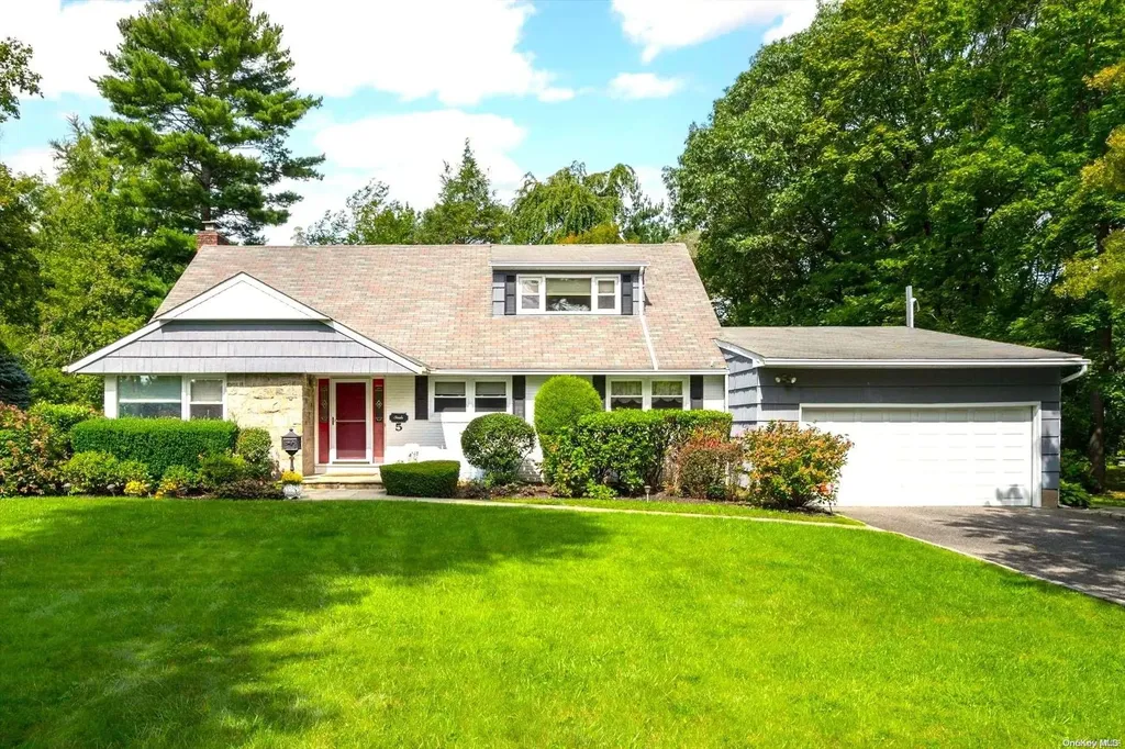 5 High Pine Glen Cove NY 11542
