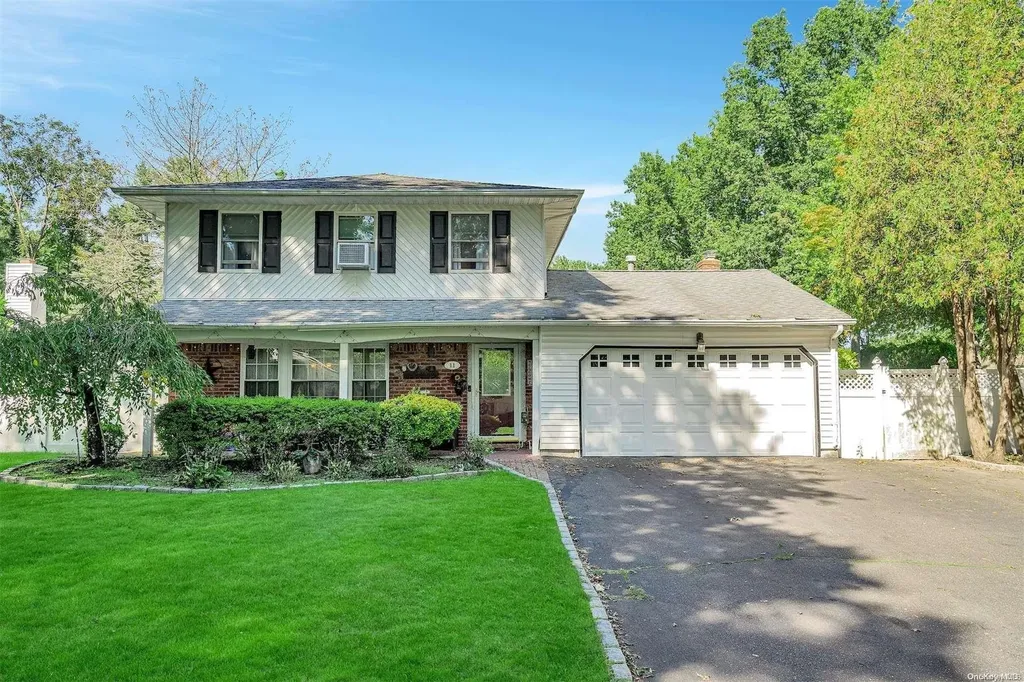11 Belmar Lane Commack NY 11725