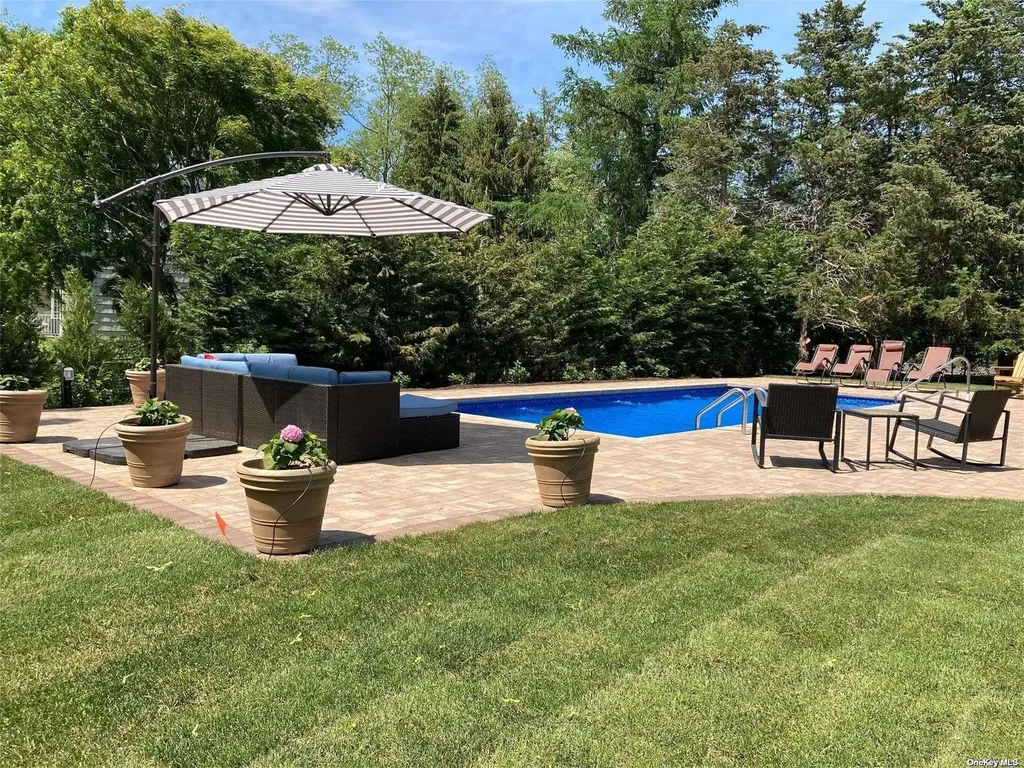 25 Moose Trail Cutchogue NY 11935
