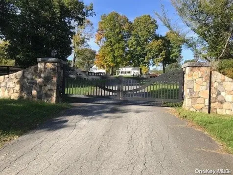 572 E Branch Road Patterson NY 12563