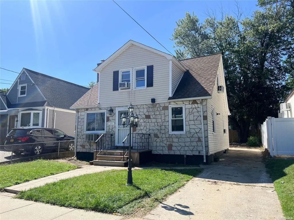 36 Butler Boulevard Elmont NY 11003