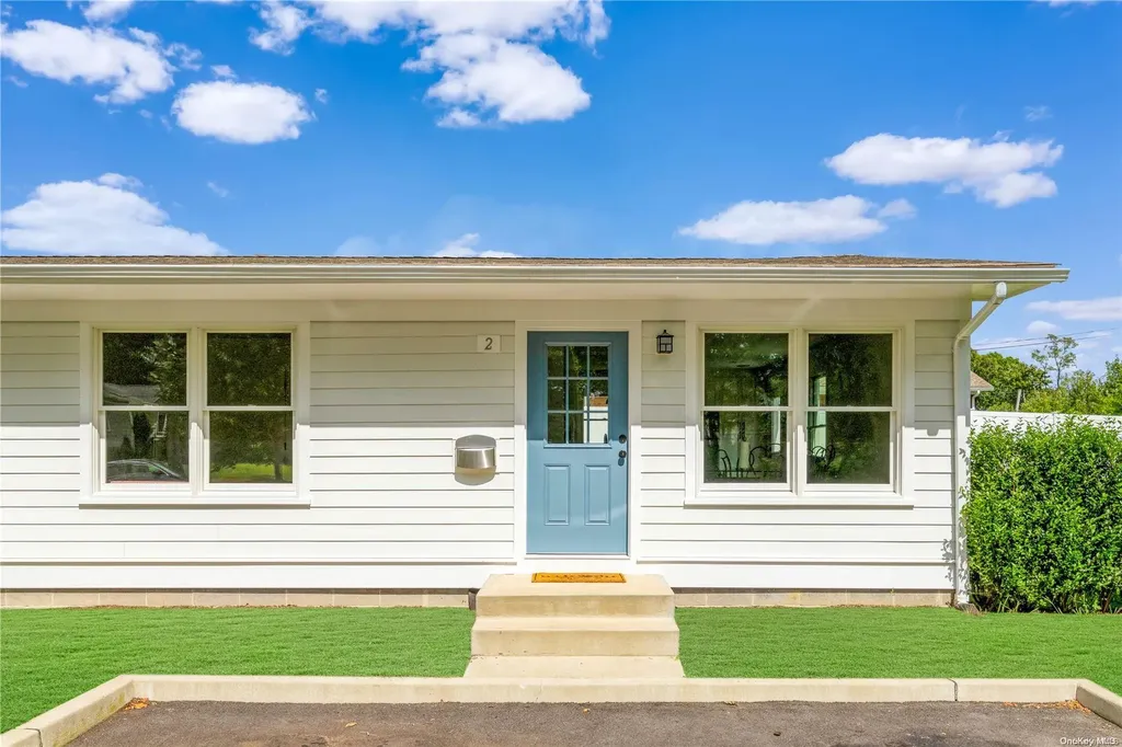 8 Mortimer Street Westhampton Beach NY 11978