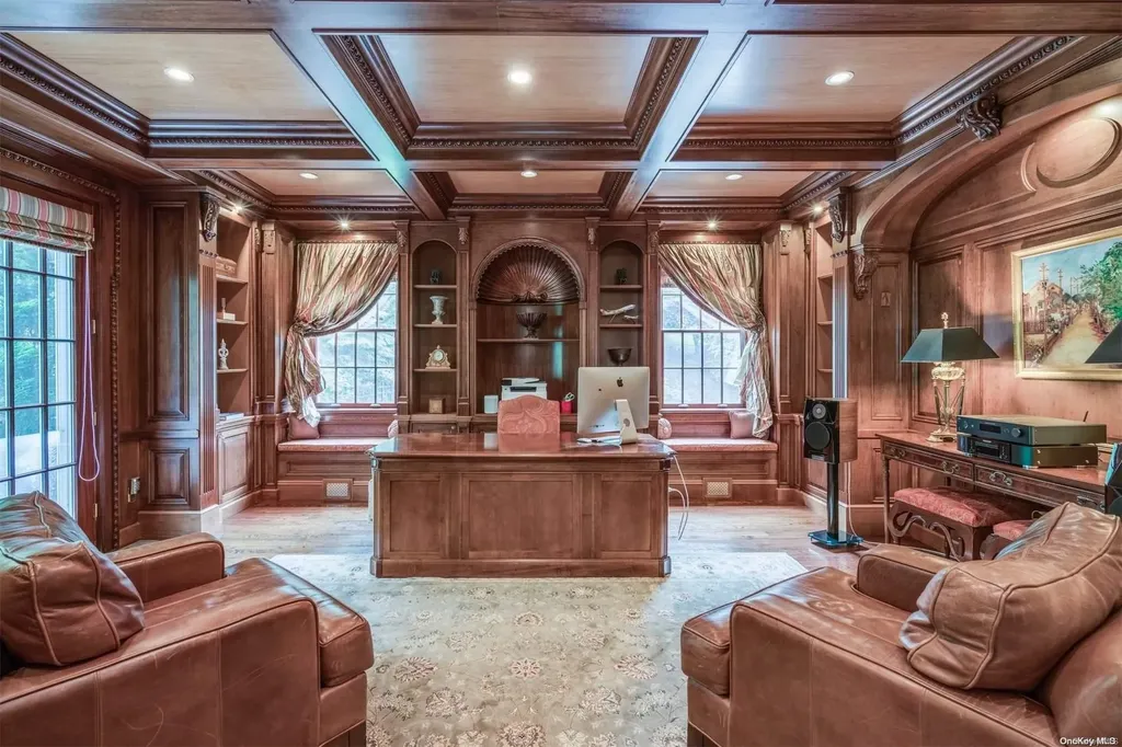 88 Walter Lane Manhasset NY 11030
