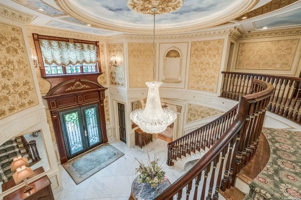 88 Walter Lane Manhasset NY 11030