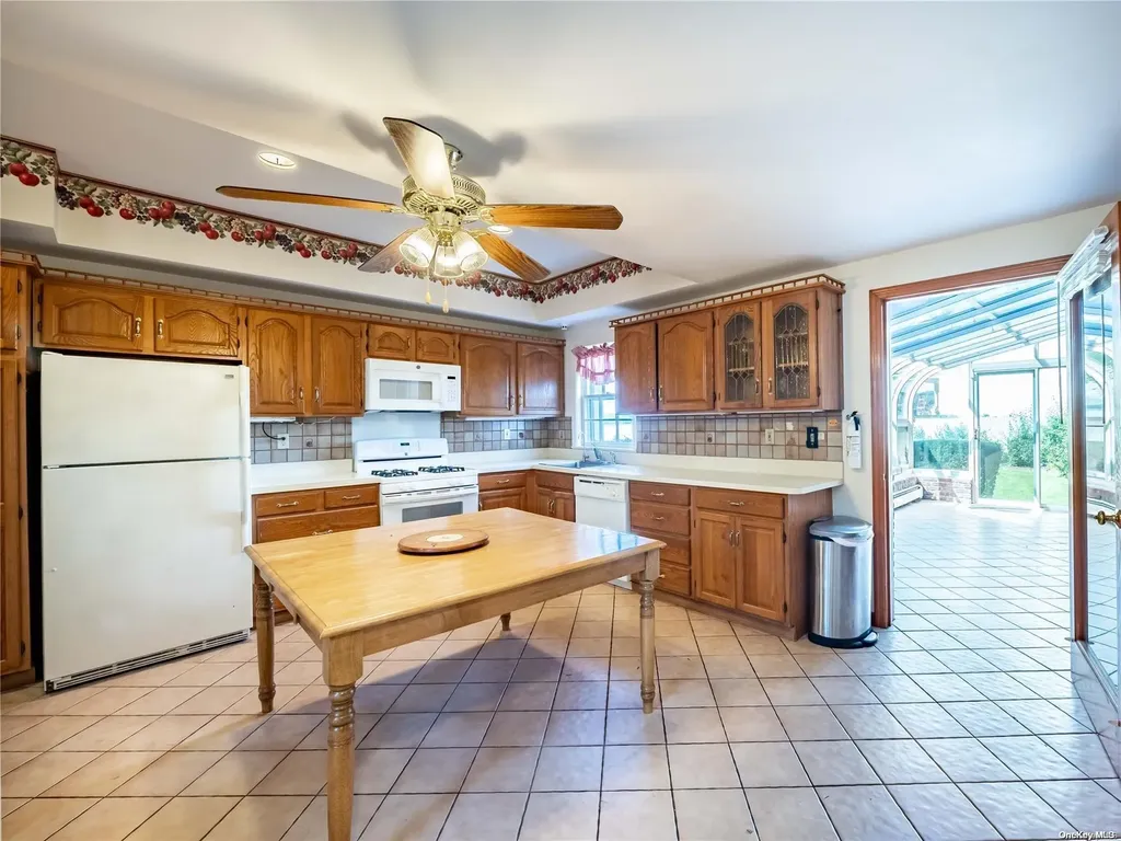 128 Harbor Road Cold Spring Harbor NY 11724