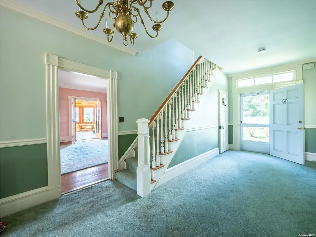 128 Harbor Road Cold Spring Harbor NY 11724