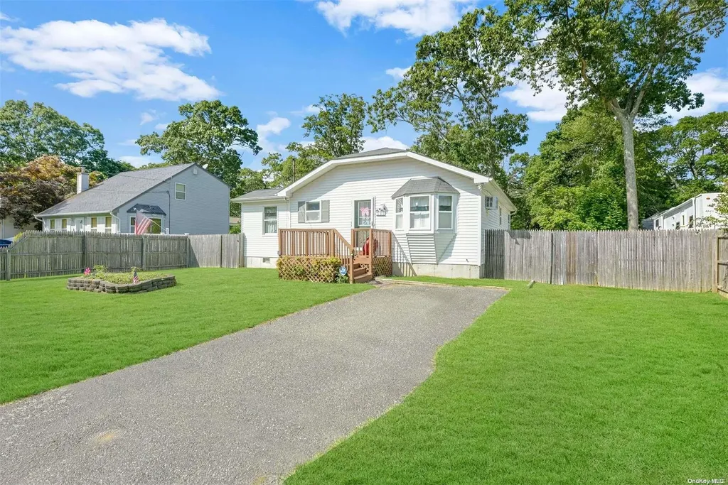 141 Hampton Avenue Mastic NY 11950