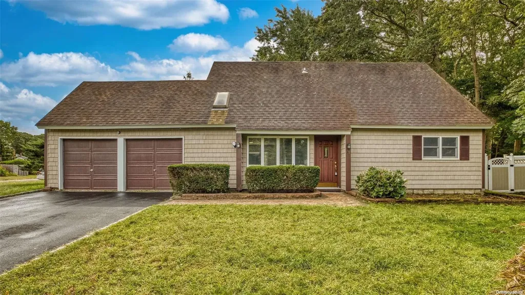 49 Harford Drive Coram NY 11727