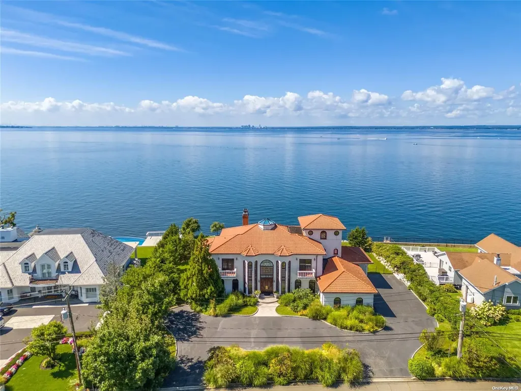 36 Westland Drive Glen Cove NY 11542