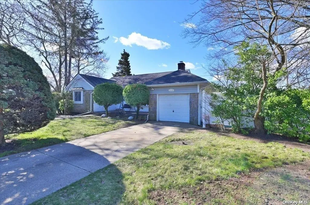 1999 Byron Avenue Elmont NY 11003