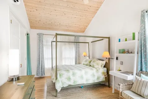 72 Bay Walk Fire Island Pines NY 11782