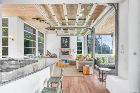 72 Bay Walk Fire Island Pines NY 11782