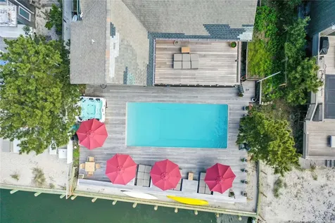 72 Bay Walk Fire Island Pines NY 11782