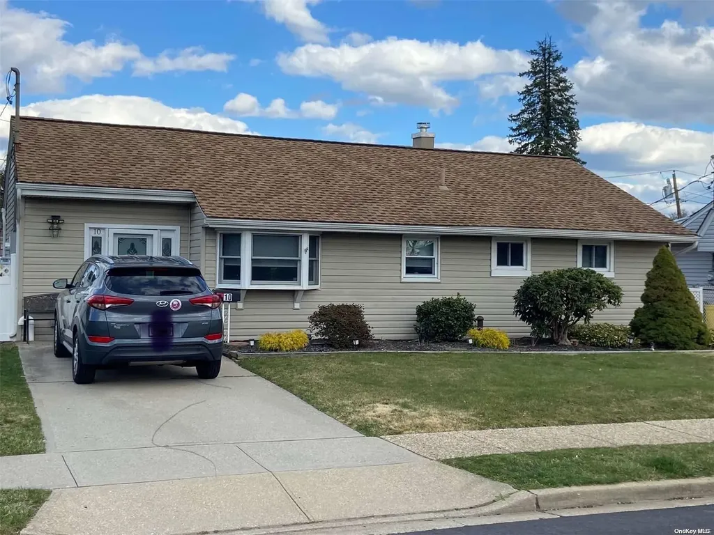 10 E Millpage Drive Bethpage NY 11714