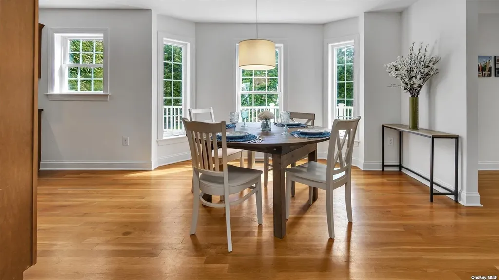 22 Fortune Cookie Lane Hampton Bays NY 11946