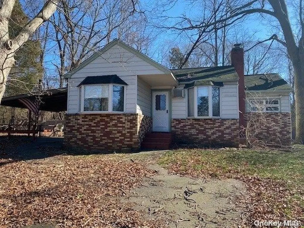 104 Mooney Pond Road Selden NY 11784