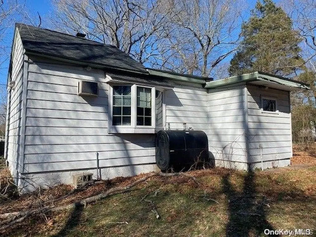 104 Mooney Pond Road Selden NY 11784