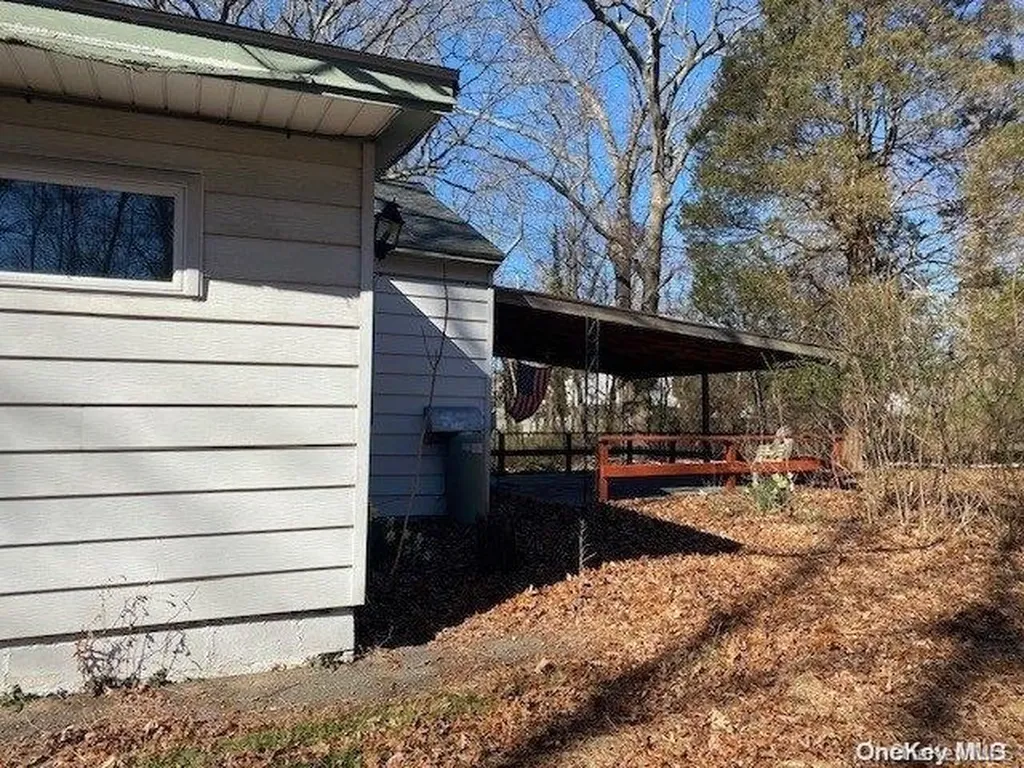 104 Mooney Pond Road Selden NY 11784