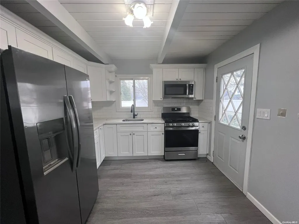 104 Applegate Drive Central Islip NY 11722