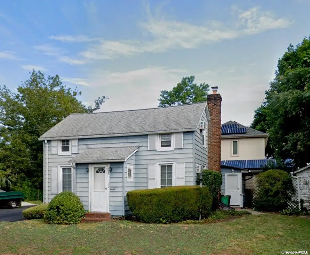 1201 4th Avenue New Hyde Park NY 11040