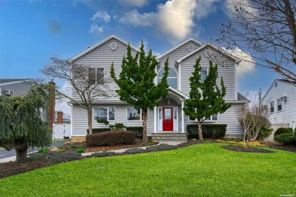 3559 Summer Drive Wantagh NY 11793